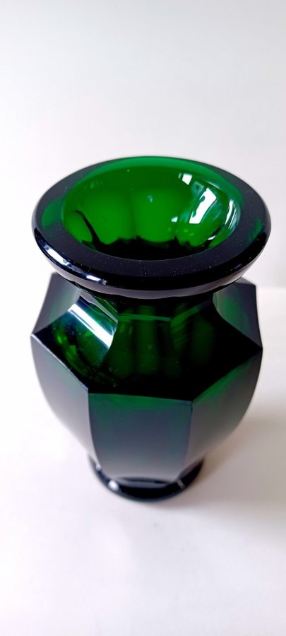 Antique Austrian Josef Hoffmann Moser vase around 1910