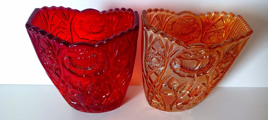 Brockwitz Rose Garden Red Carnival Vases Rare find 13 x 105 centimeters