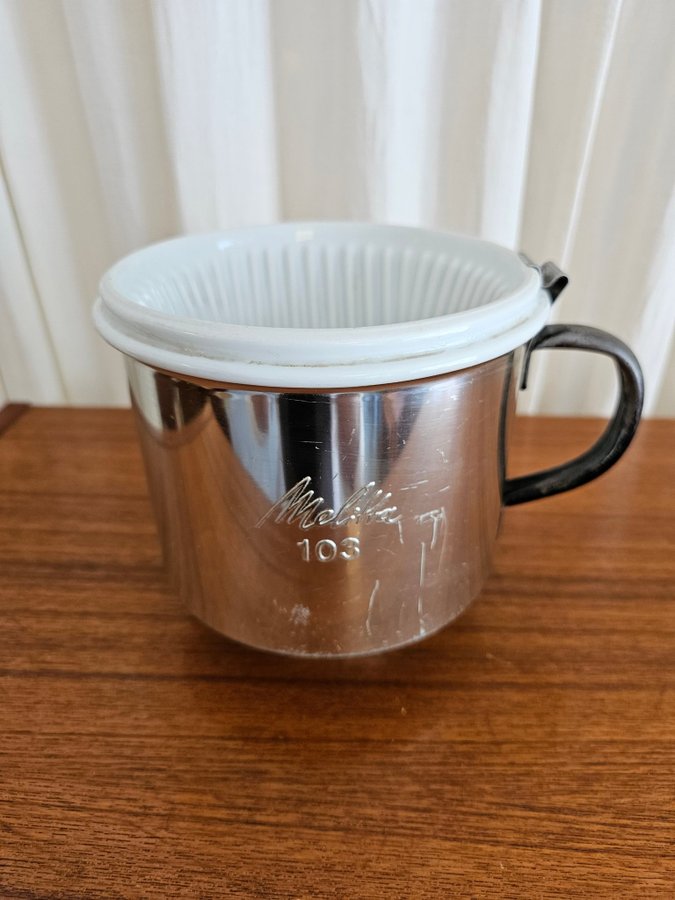 Äldre retro Melitta snabbfilterhållare nr 103 porslin / aluminium 8 -15 koppar