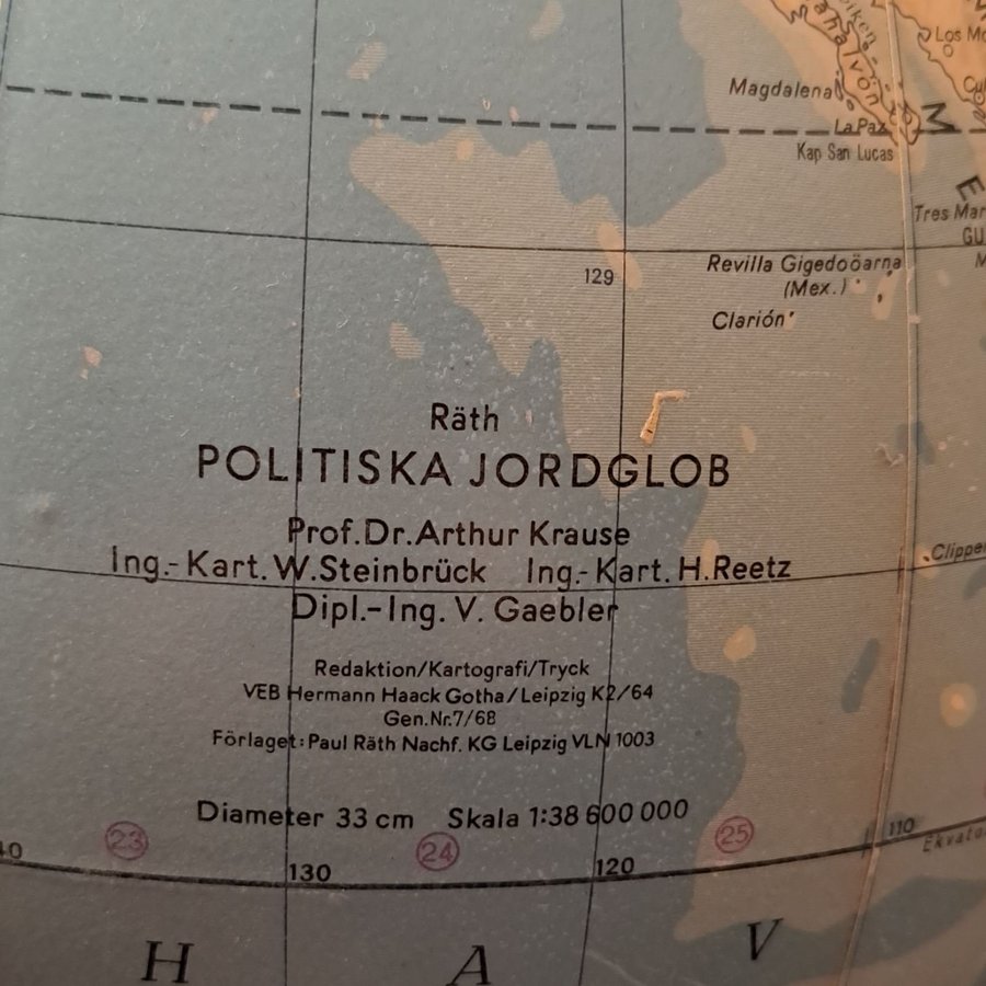 Retro JORDGLOB med belysning / Räths politiska / 1960 eller 1970-tal