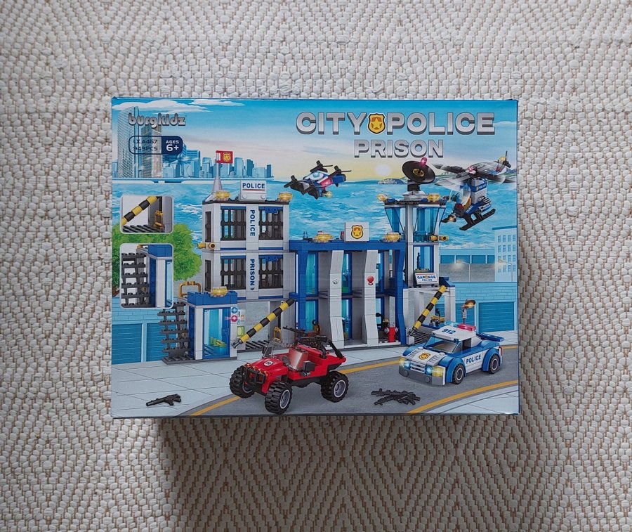 City Police Station / Prison - 949 bitar