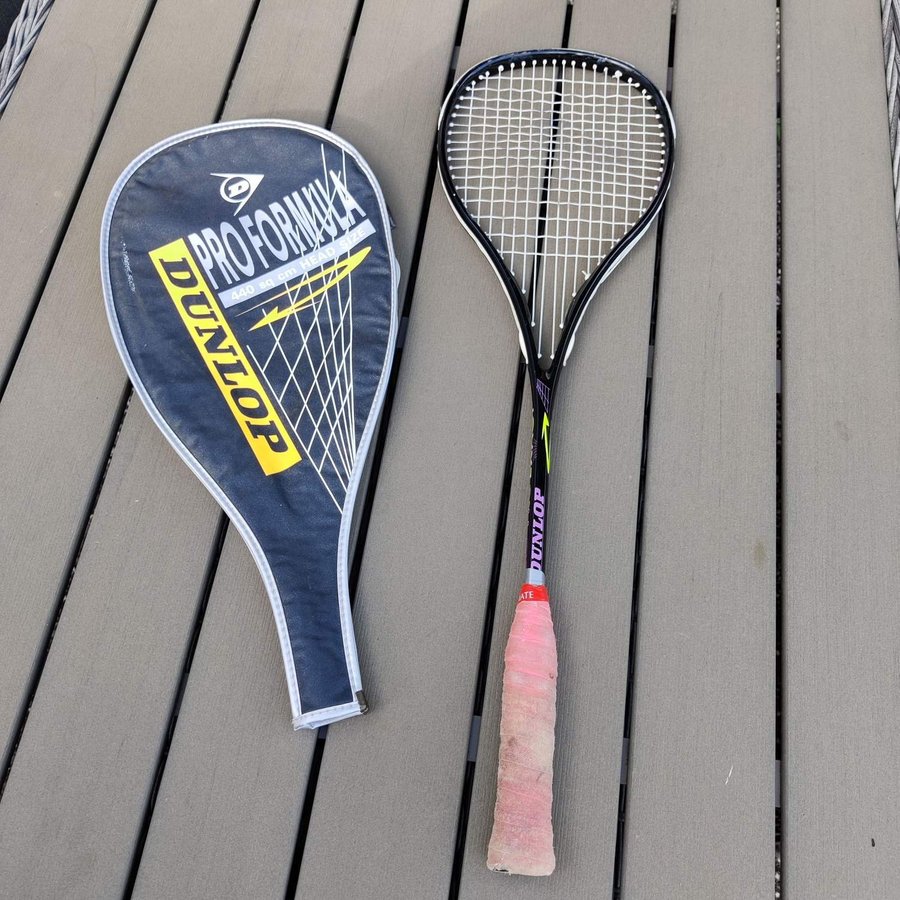 DUNLOP Pro Exact squashracket m fodral squash