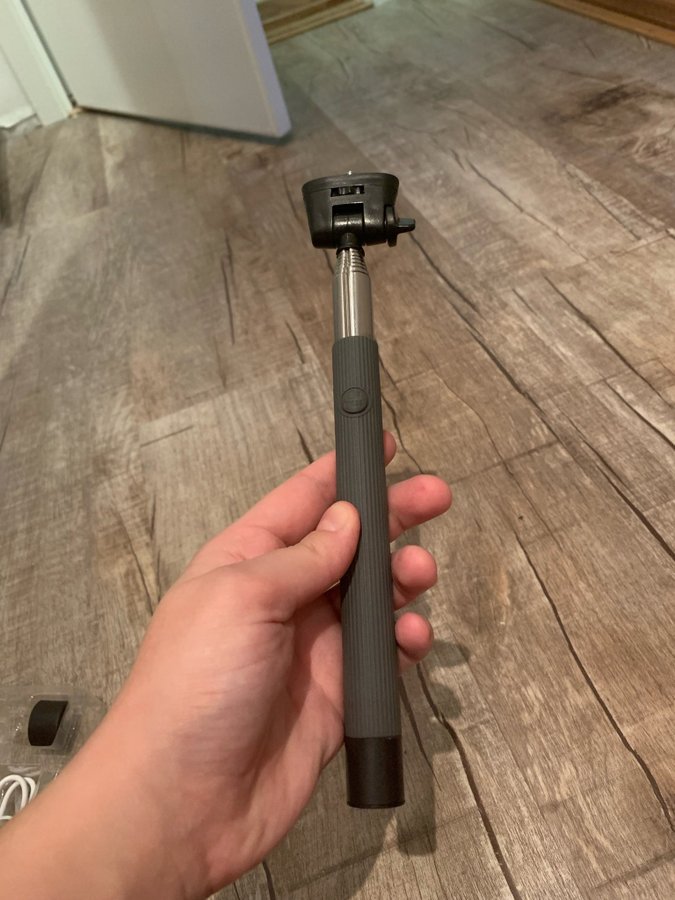 Selfie stick Andersson bluetooth svart present