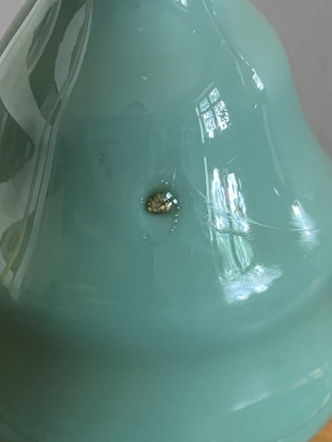 Antik glas karaff flaska vas grön färgat opalinglas? vintage retro