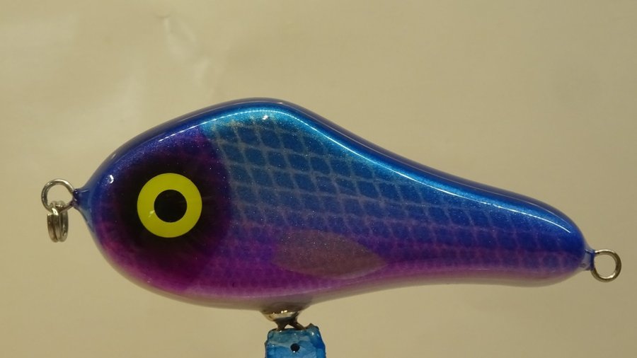 Humpback Handgjort fisk bete för gädda färgen blå/lila