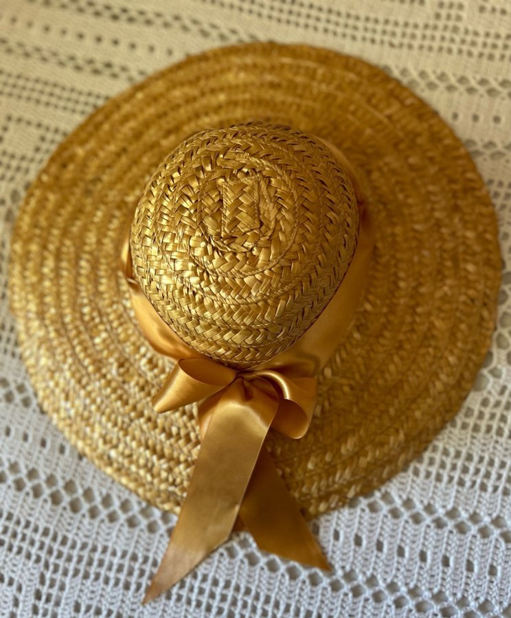 Elegant sommarhatt strå hatt perfekt både på stranden feststan m