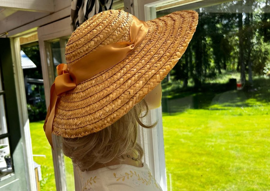 Elegant sommarhatt strå hatt perfekt både på stranden feststan m