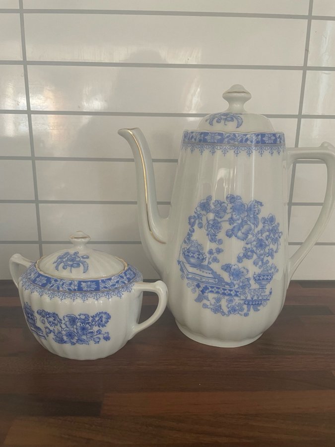 Kaffeservis 20 delar kaffekopp fat assiett kanna sockerskål Bavaria China Blau