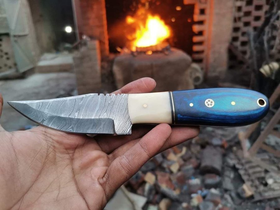 Handmade Damascus Hunting Camping Everyday Knife