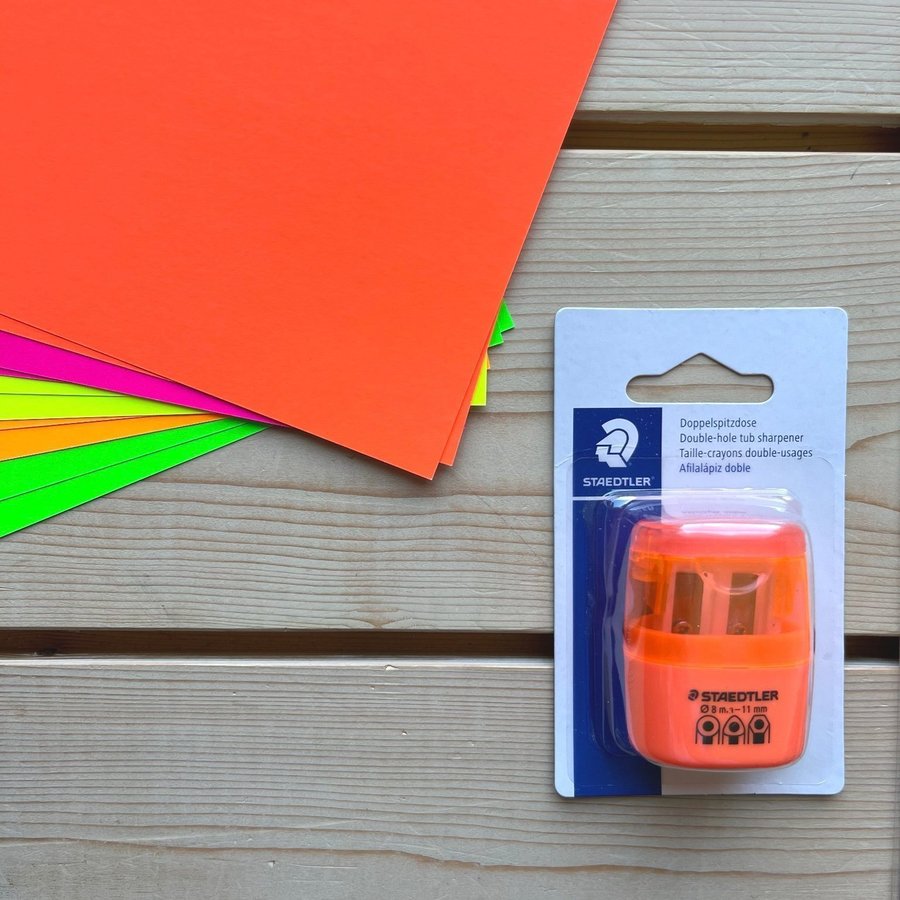 Pysselpaket m klistermärken paper pad tejp mm - Pyssel - Oanvänt skick