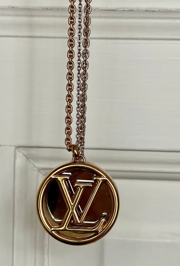 LOUIS VUITTON långt halsband LOUISE /Kedjorna 80 cm/ mycket ca 44 cm i diameter