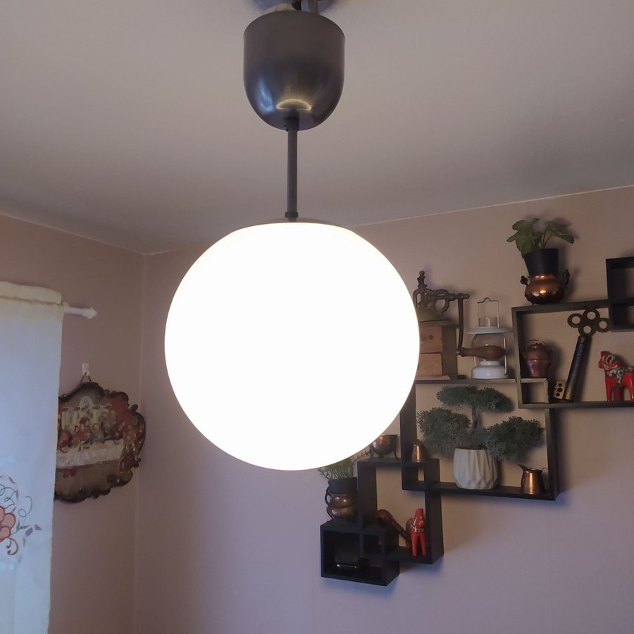 TAKLAMPA märkta IKEA pendel 1960-/70 tal i frostat glas och krom#B