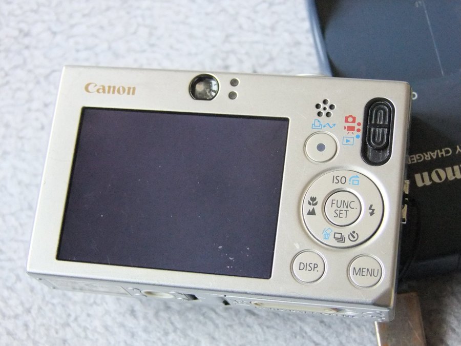 Canon IXUS 70 klassisk digitalkamera i mycket fint skick 7 Mpixlar