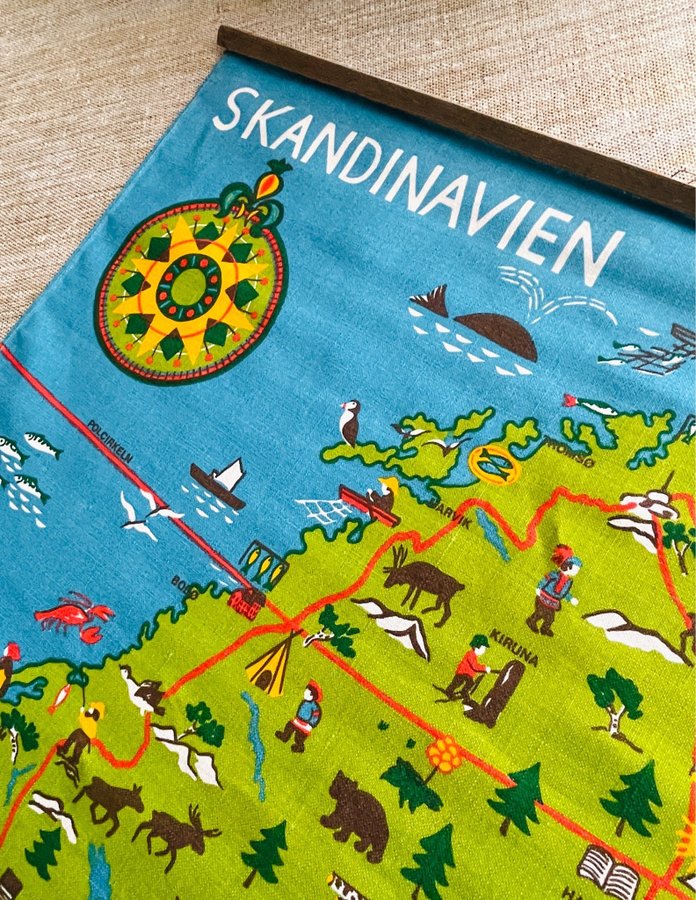 Textiltryck / Väggbonad - Signerad - Karta Skandinavien - Vintage