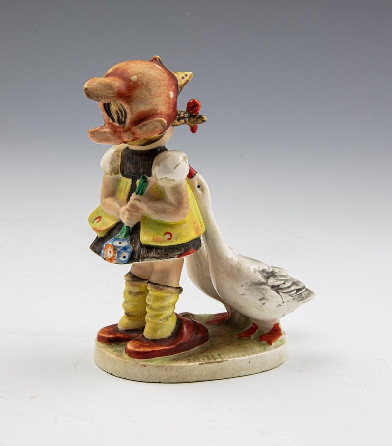 Hummel 47/3/0 - Goose Girl (TMK-1) - Arthur Moeller - Goebel