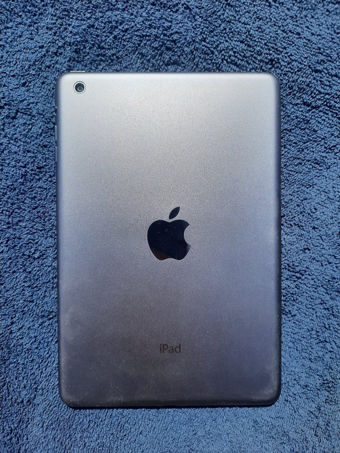 iPad mini A1432 Apple wifi 16GB Space grey Skärmskydd