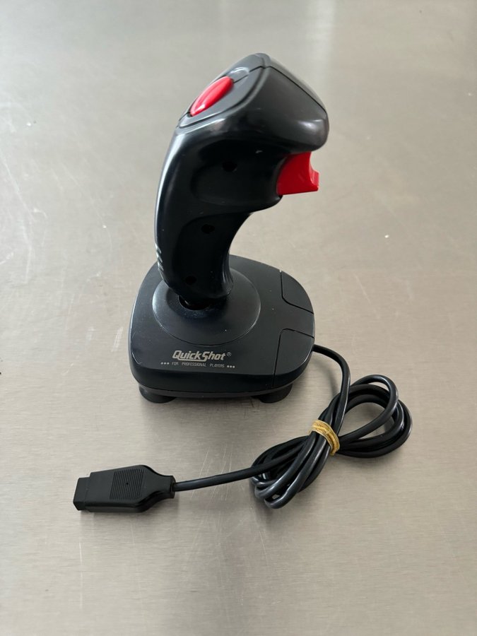 Joystick til Commodore 64 Amiga mv