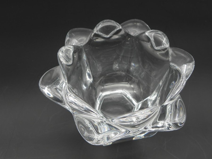 SKÅL- Glasskål från Orrefors - "Lily" - Olle Alberius - Perfekt skick Märkt