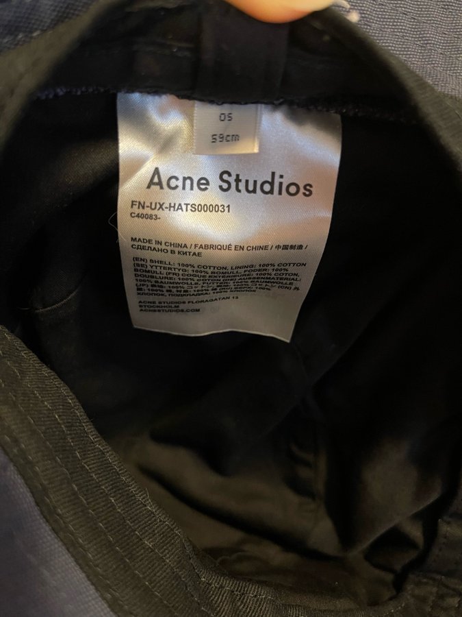 Helt Ny*Acne Studios hinkhatt storlek 59CM