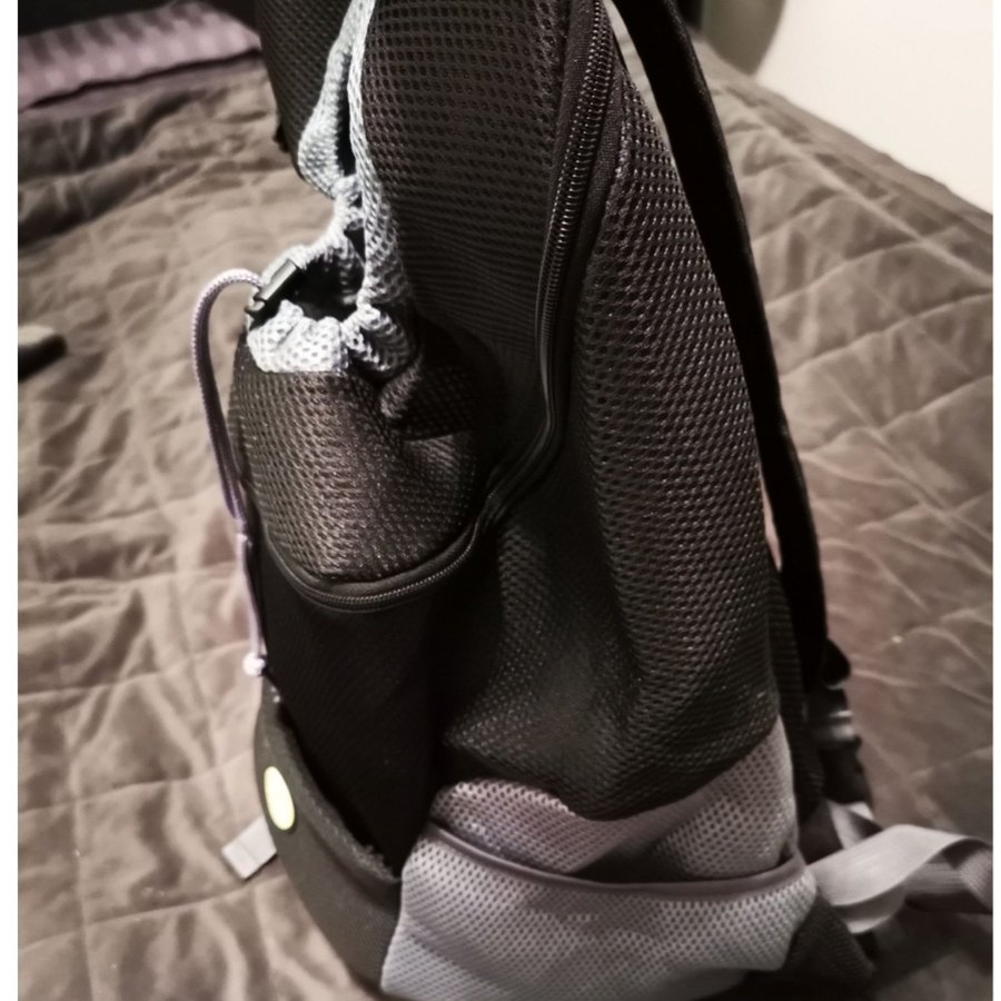 LARGE Cat/dog carrier backpack for walks - tried once