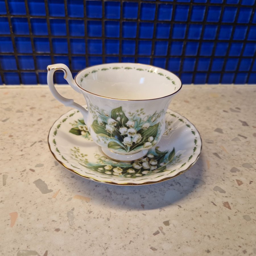 Månadskopp May Royal Albert Flower of the month retro kaffekopp liljekonvalj