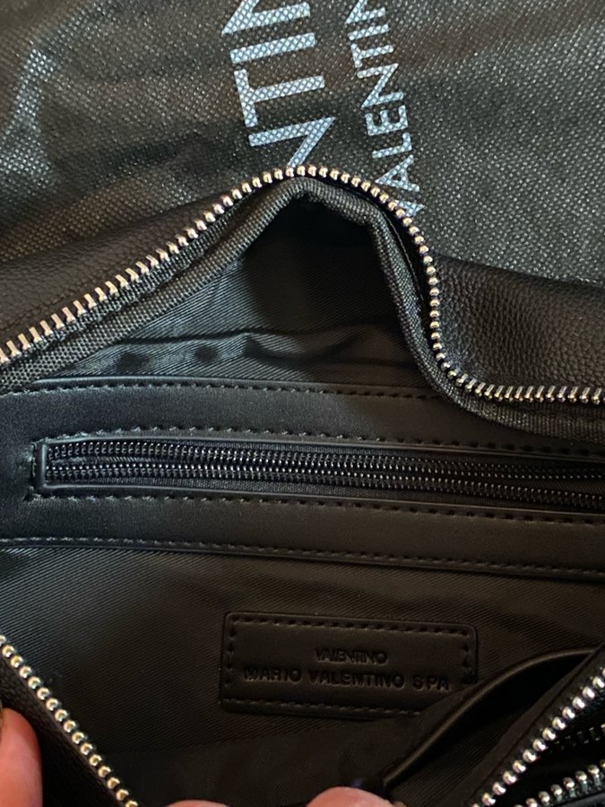 Mario Valentino Unisex midjeväska/crossbody oanvänd