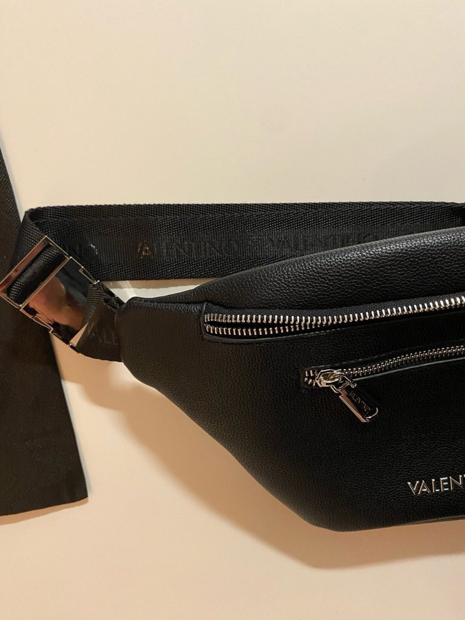 Mario Valentino Unisex midjeväska/crossbody oanvänd