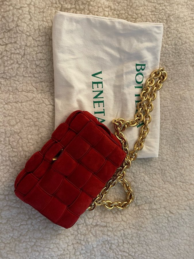 Bottega Veneta The Chain Cassette Shoulder Bag NEW