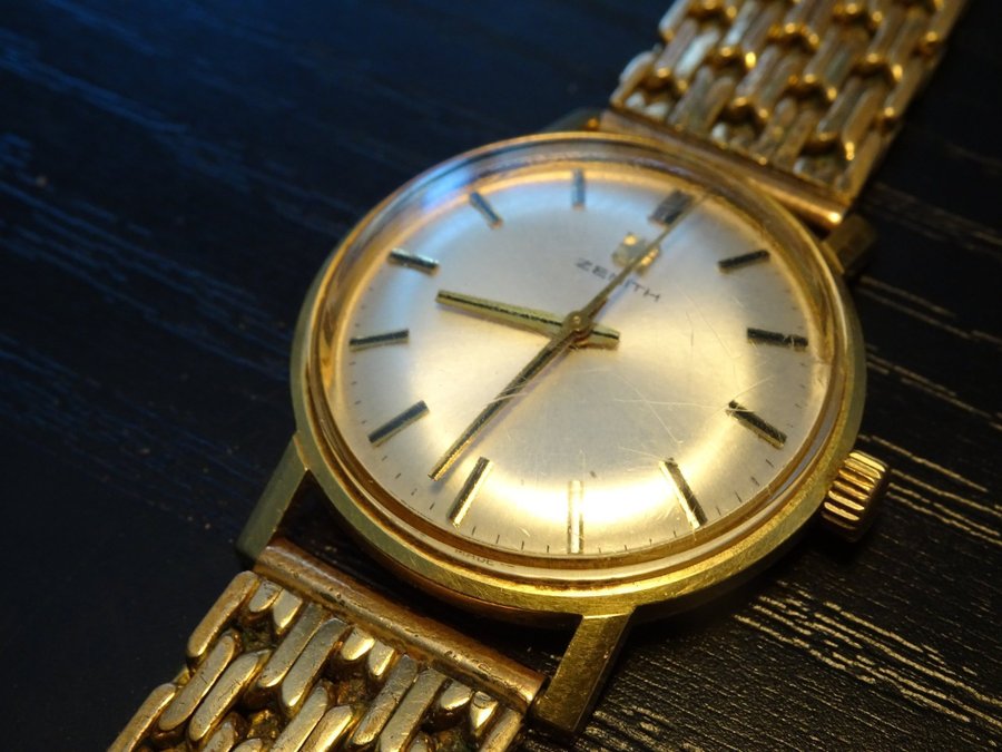 Zenith Guld armbandsklocka 51 år gammal  Zenith Gold wristwatch 51 years old