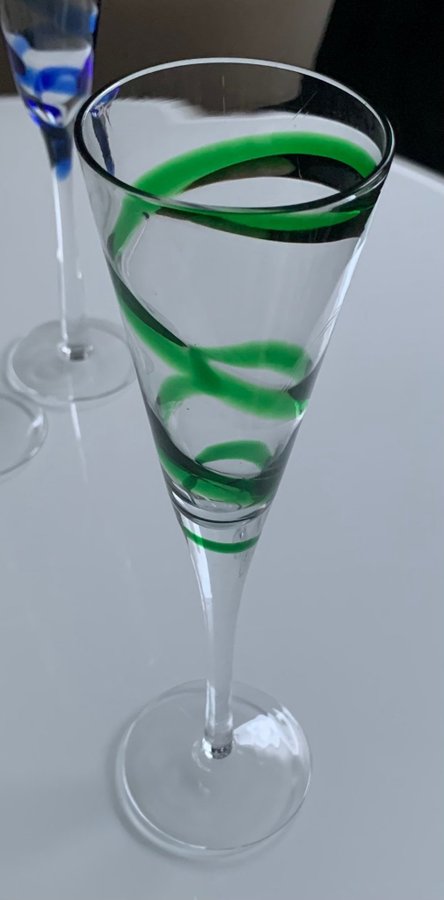 Champangeglas med blå och grön slingor 6 st