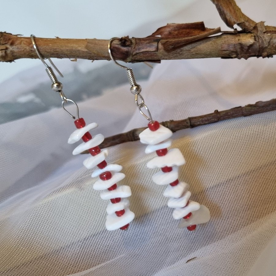 White Red Beaded Shell Chip Earrings