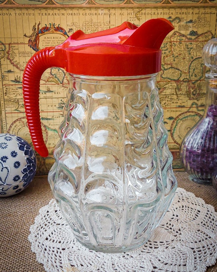 Vintage 60s 70s MCM Space Age Glass Red Plastic Mello Juice Jug | Sixties Water