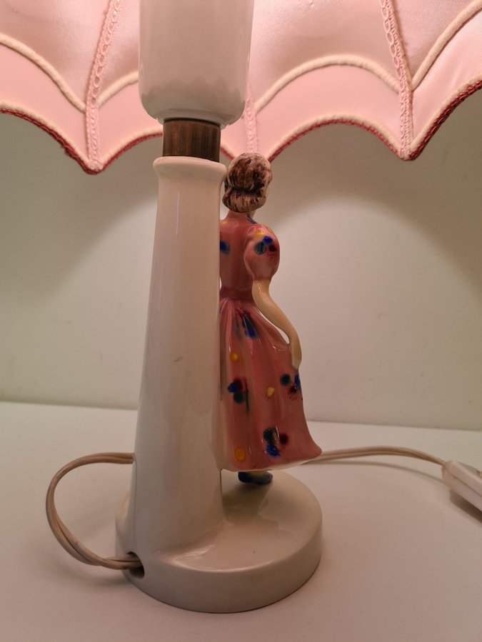 Art Deco Figurine lampa " GOEBEL" Germany  42cm med lampskärm