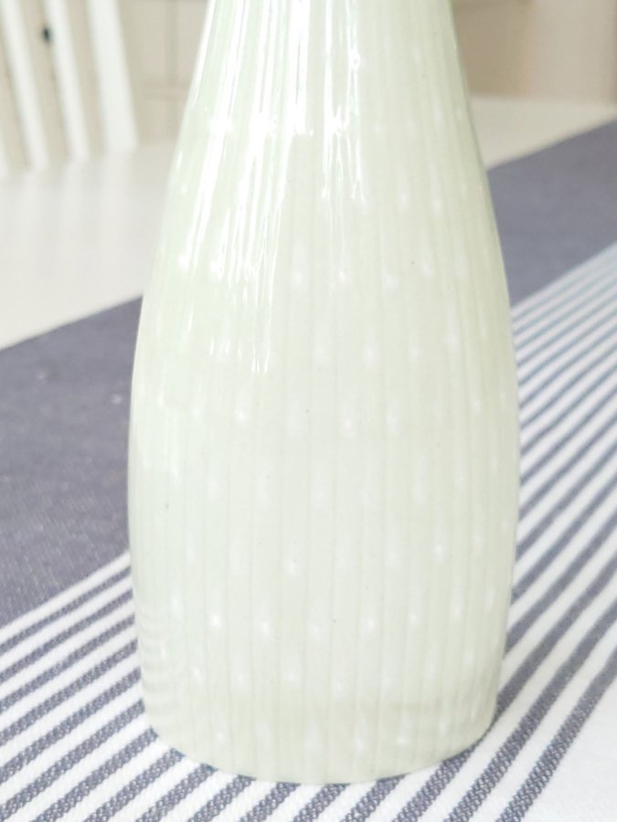 ARTHUR PERCY Vas i keramik - Upsala-Ekeby Gefle modell KA