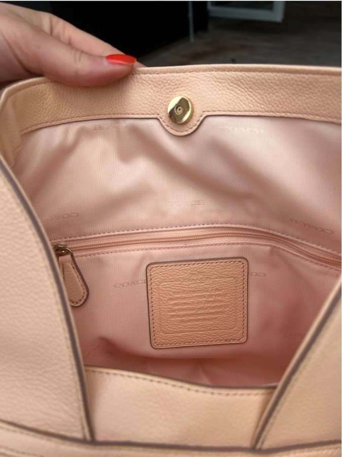 Leather Coach NEW YORK handbag/shoulderbag
