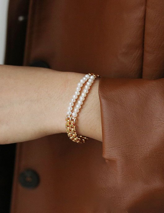 Temperament light Luxury Pearl Bracelet