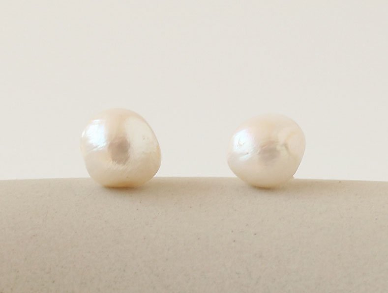 Baroque earrings natural freshwater pearls