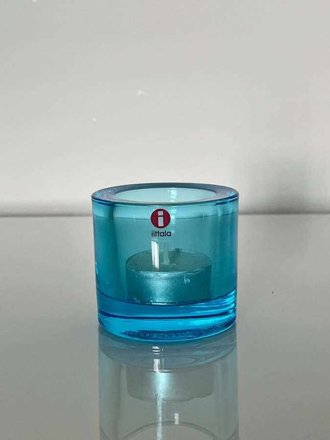 Iittala Kivi ljuslykta blått glas 60 mm som ny