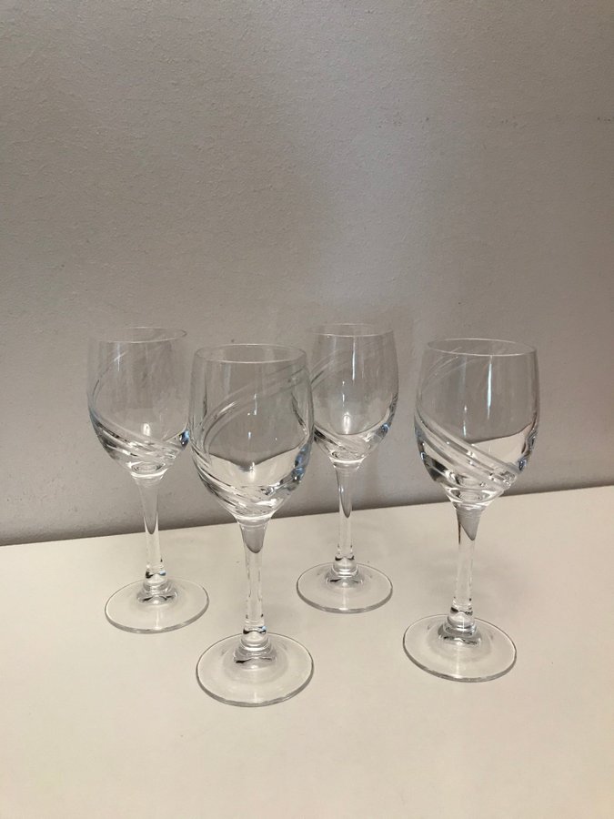 4 st Fina sherry / likör- glas med slipat mönster J G Durand Cristal France