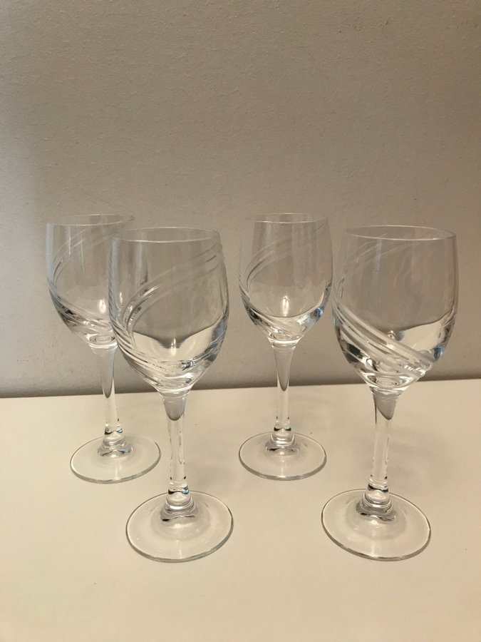 4 st Fina sherry / likör- glas med slipat mönster J G Durand Cristal France