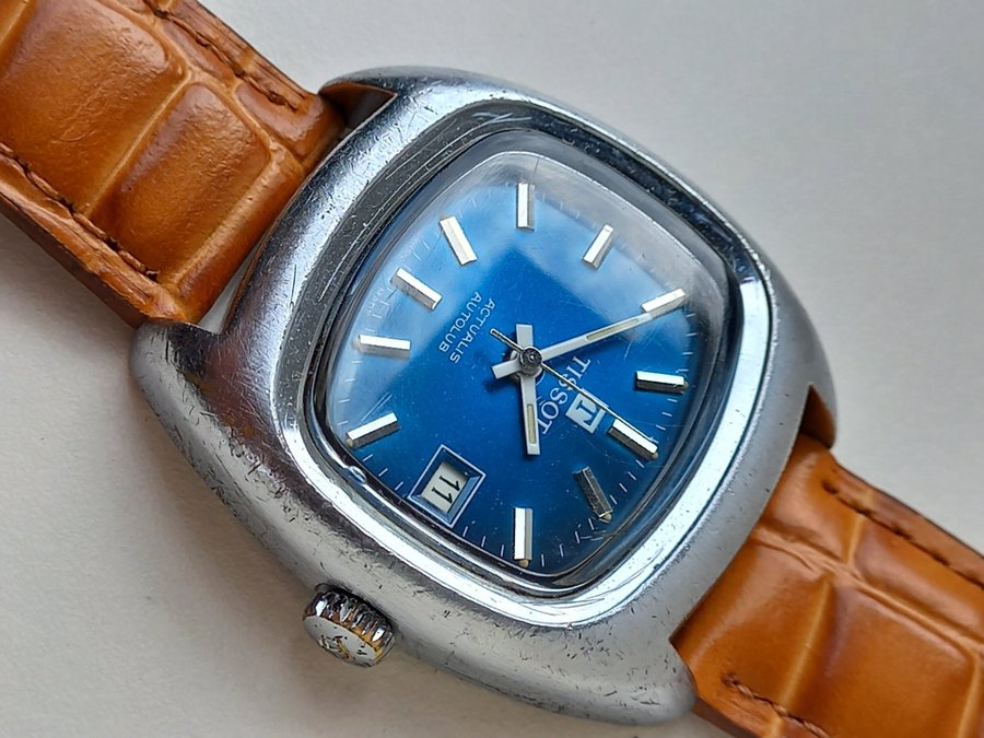 Vintage Tissot Actualis Autolub Blue Dial Manual Wind Watch