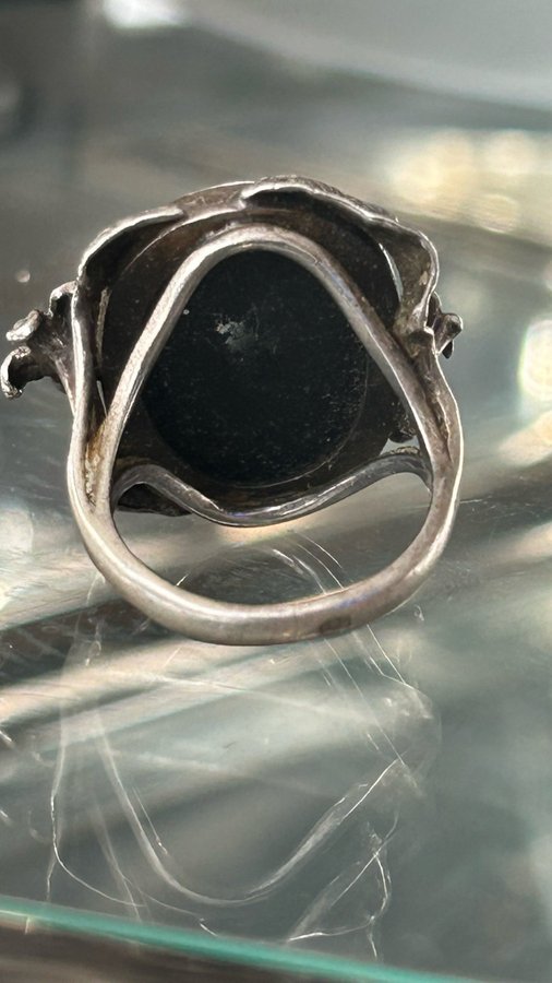 Silver Ring med svart Sten