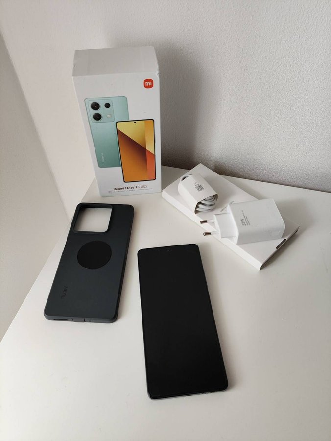 Redmi Note 13 5G - Svart - Endast öppnad och testad - 6/128 - Nyskick