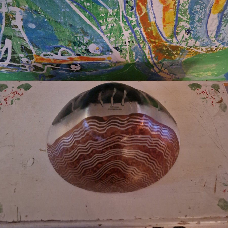 Skål från Kosta Boda "Tonga" av Monica Backström 1980/90-tal 14 cm hög