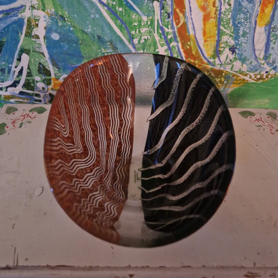 Skål från Kosta Boda "Tonga" av Monica Backström 1980/90-tal 14 cm hög