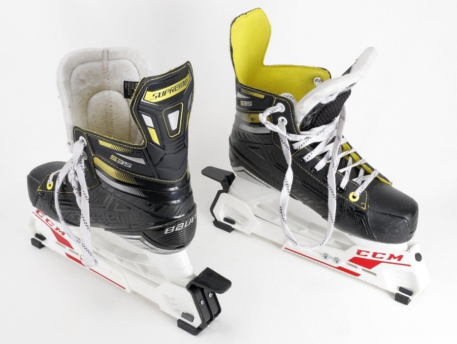 === Bauer Bth20 Supreme S35 - skridskor storlek D 55 = 39 Mycket bra skick ===