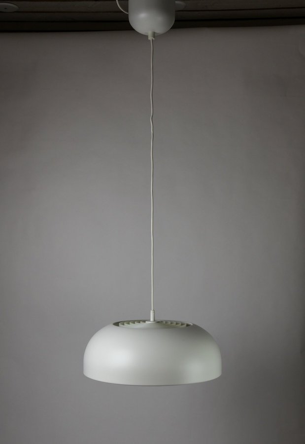 Taklampa skandinavisk modern retro stil design Ola Wihlborg 3 ljuspunkter