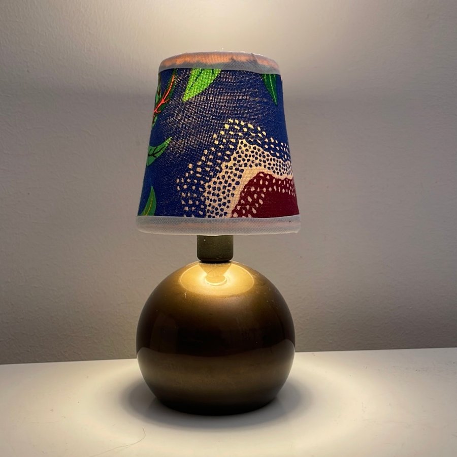 Vintage Space Boll Liten Bordslampa Brun/Guld + Lampskärm