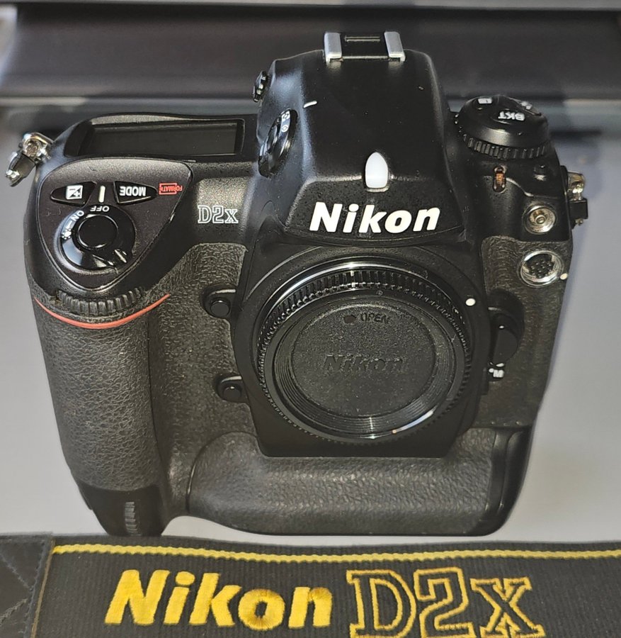 Nikon D2x fullt fungerande