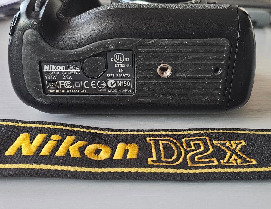 Nikon D2x fullt fungerande